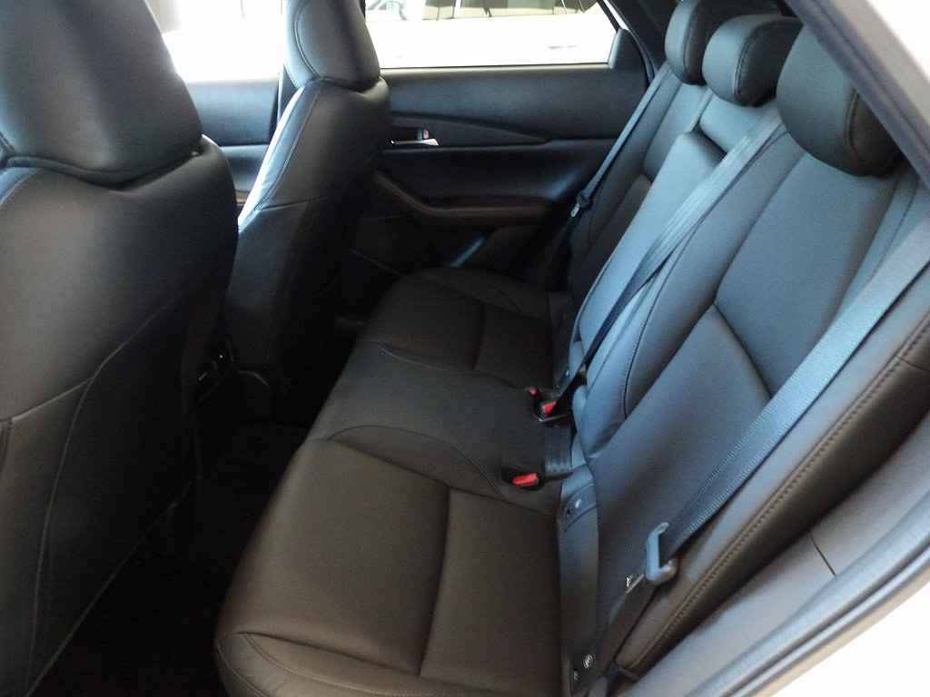 Certified 2023 MAZDA CX-30 AWD 2.5 S w/ Premium Package image 19