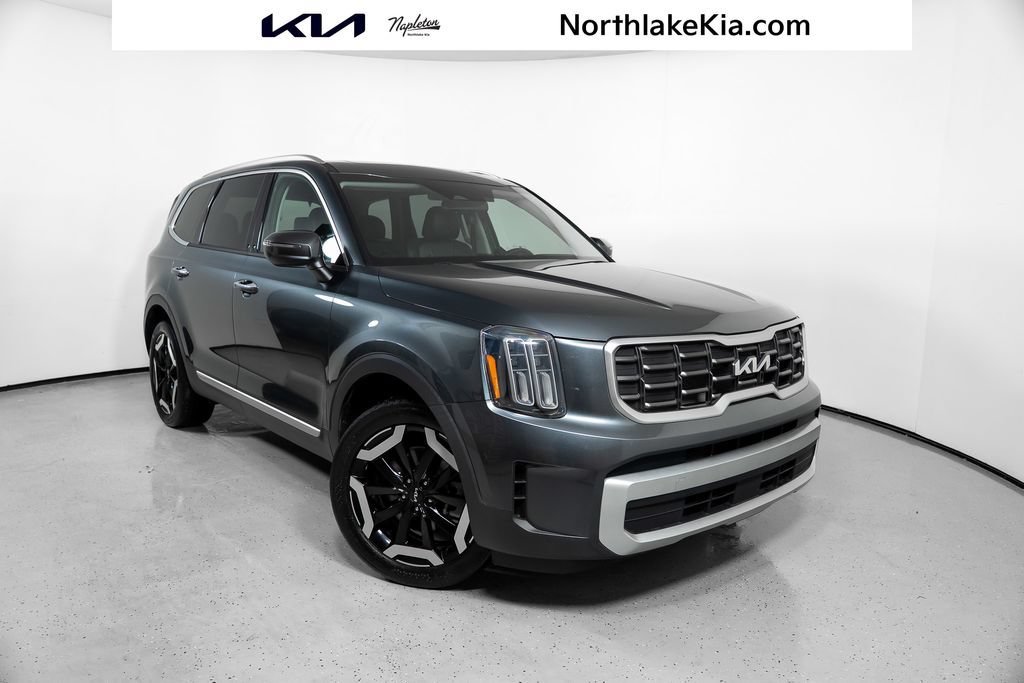 Used 2024 Kia Telluride S w/ S Sunroof Package