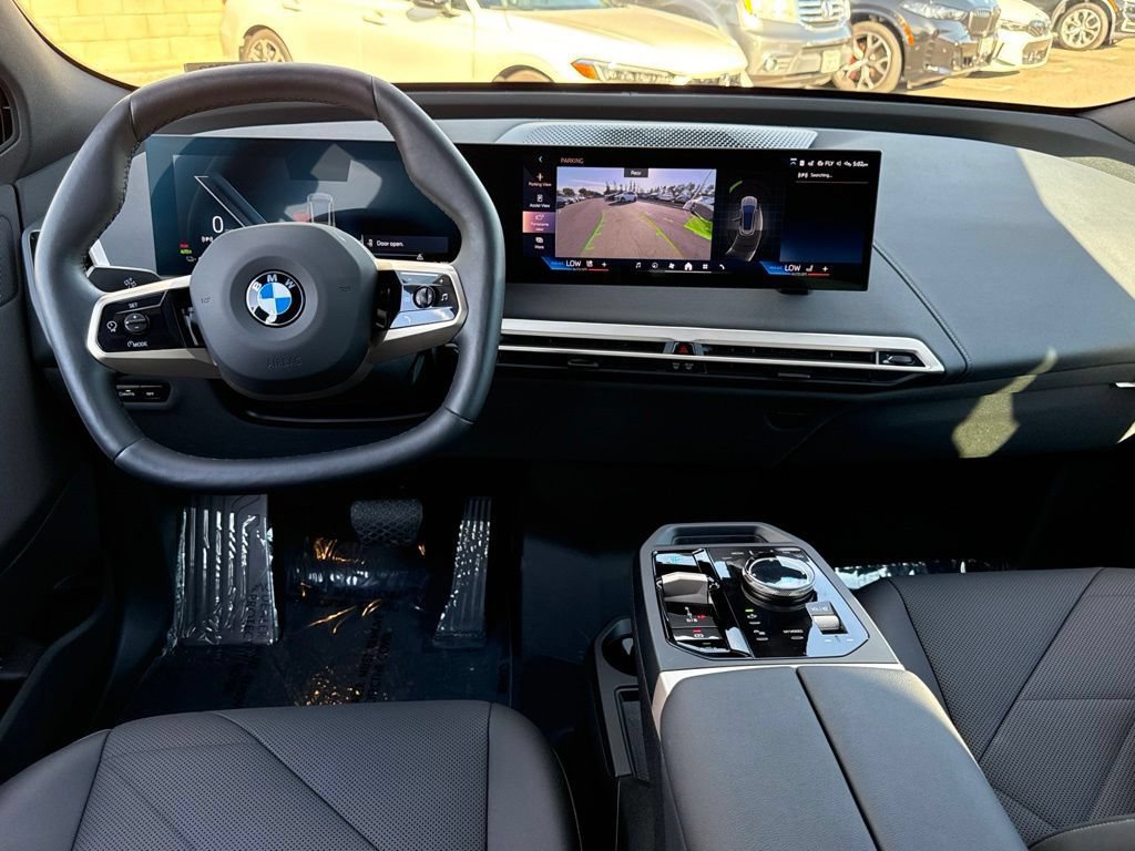 Used 2026 BMW iX xDrive45 AWD/4WD image 30