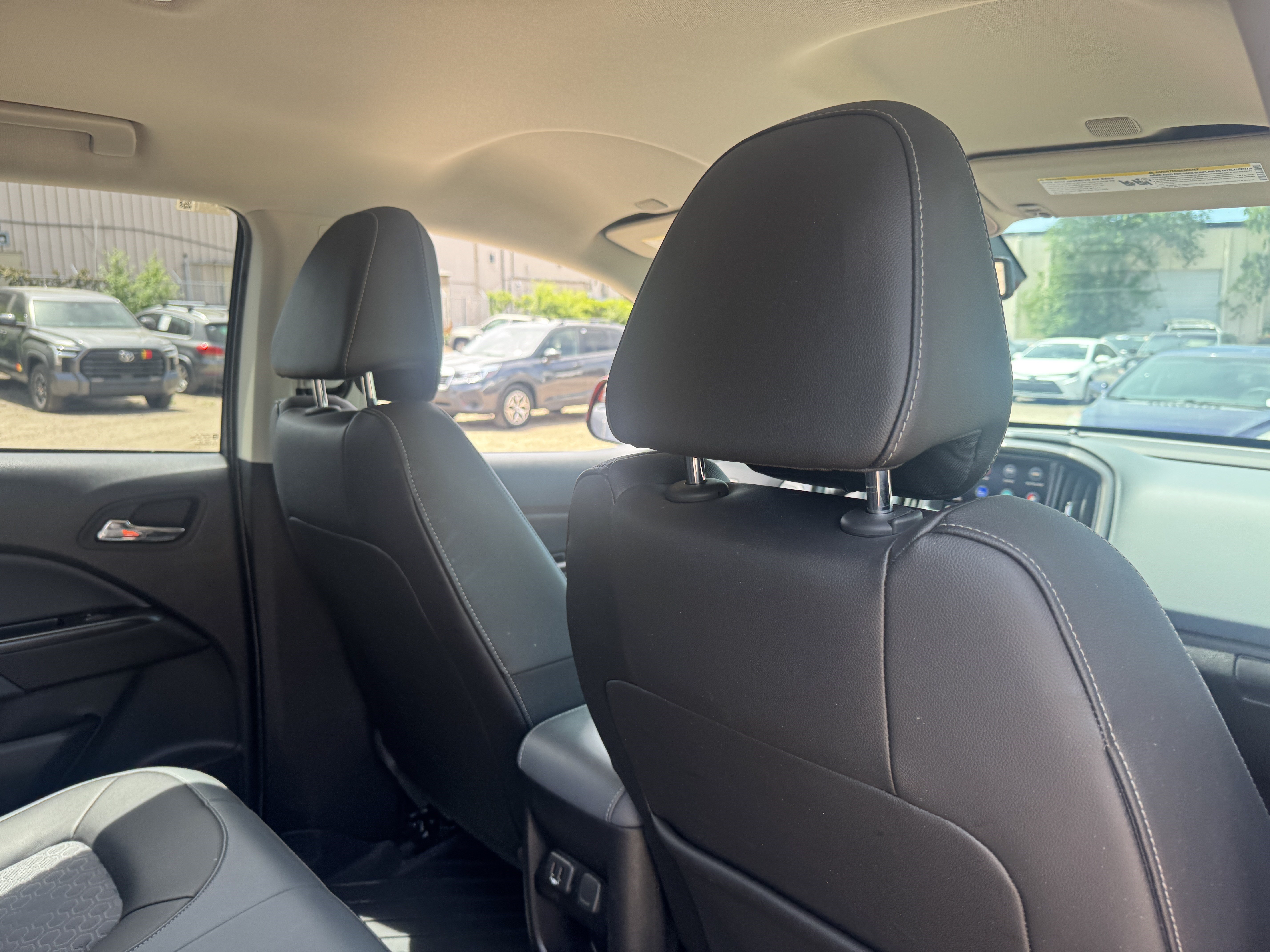 Used 2019 Chevrolet Colorado Z71 AWD/4WD image 25