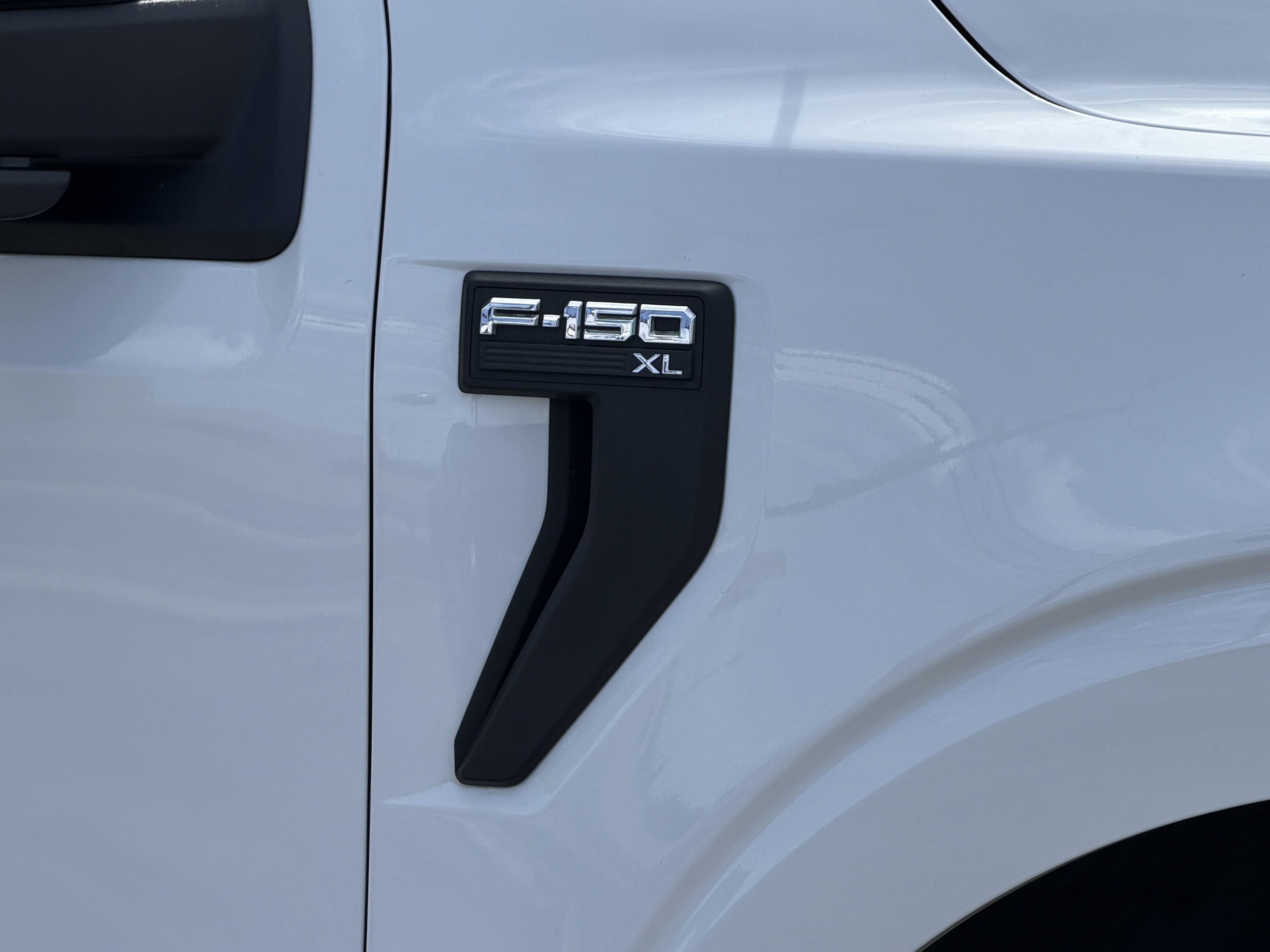 Certified 2023 Ford F150 XL w/ XL Chrome Appearance Package RWD image 4