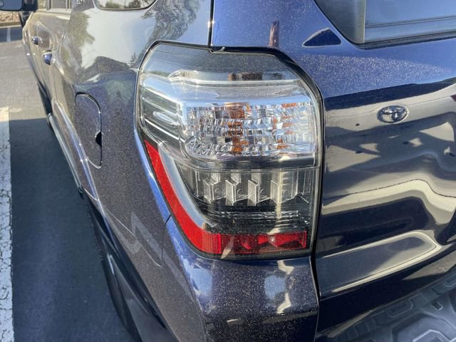 Used 2019 Toyota 4Runner SR5 Premium AWD/4WD image 11