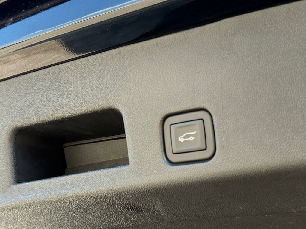 Used 2024 GMC Acadia Elevation AWD/4WD image 44
