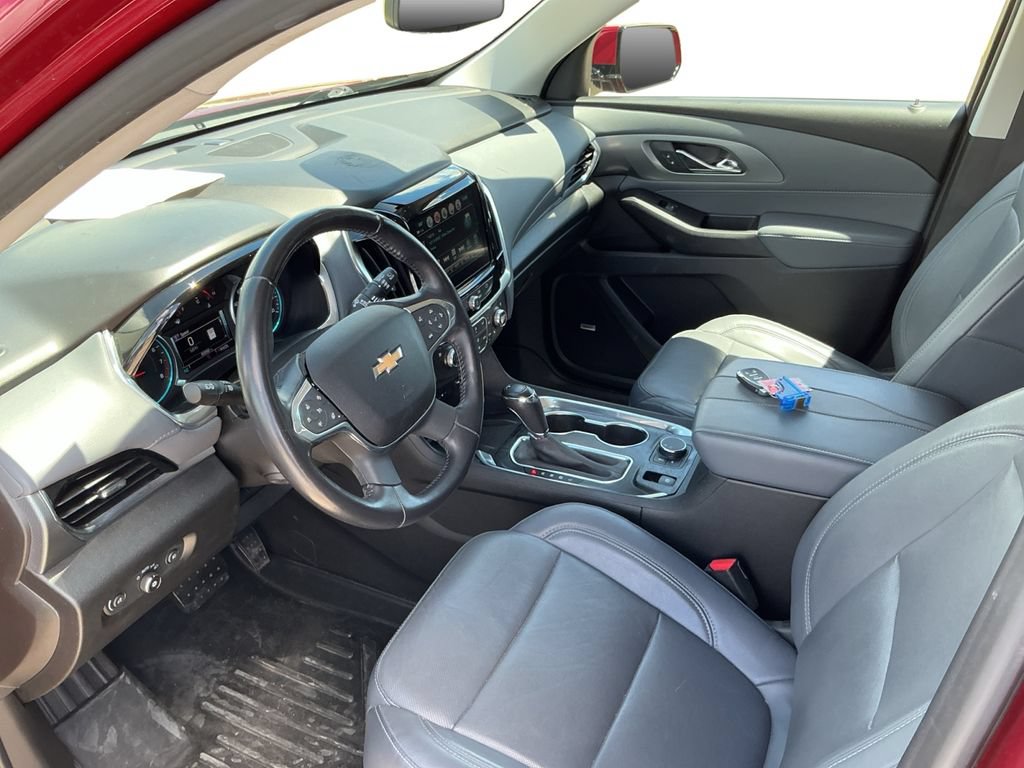 Used 2019 Chevrolet Traverse Premier w/ Driver Confidence II Package FWD image 14