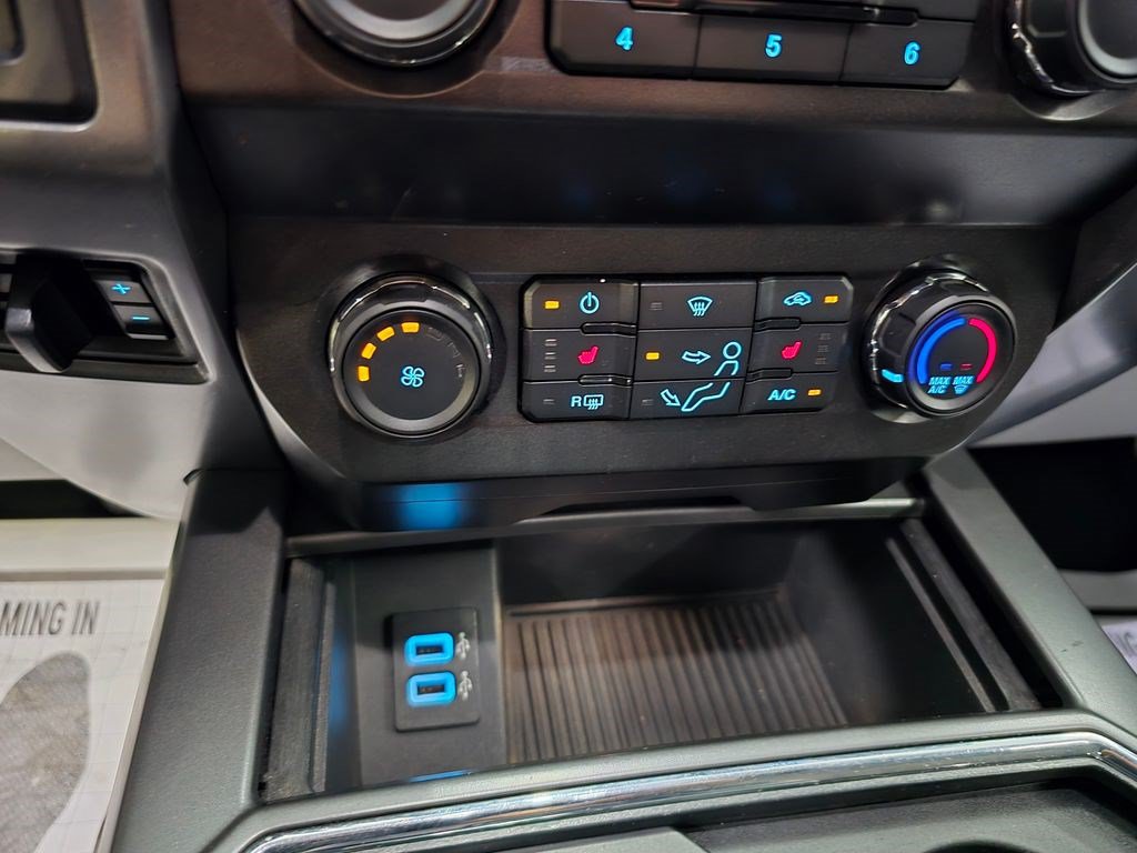 Used 2019 Ford F250 XLT w/ XLT Premium Package AWD/4WD image 32