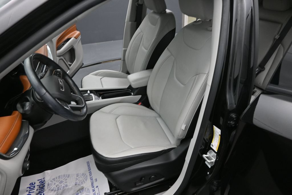 Used 2022 Jeep Compass Limited w/ Elite Group AWD/4WD image 22