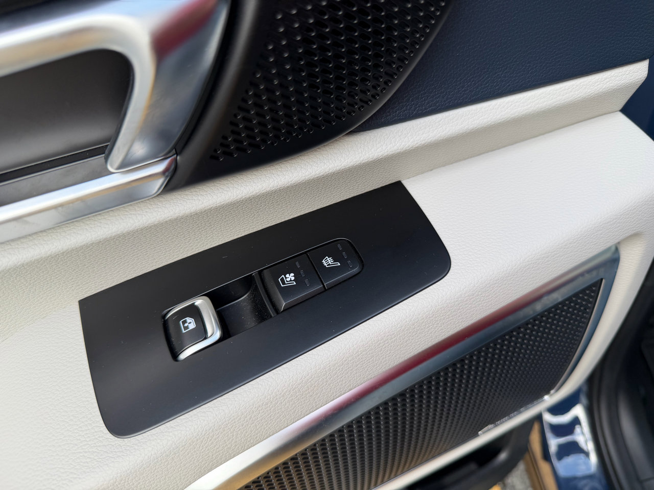 Used 2023 Kia Telluride SX Prestige image 42