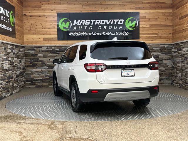 Used 2023 Honda Pilot EX-L image 10