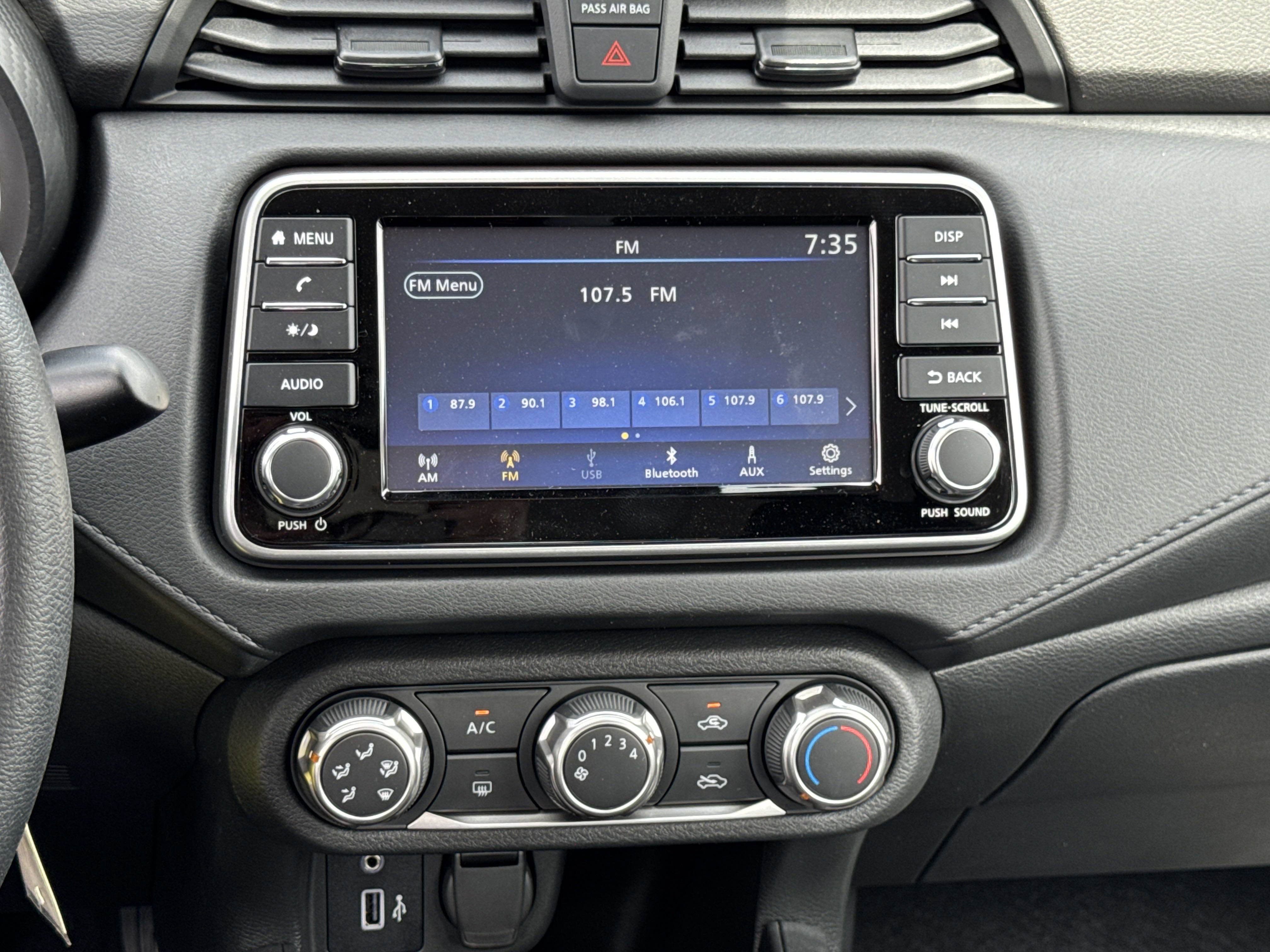 New 2025 Nissan Versa S image 17