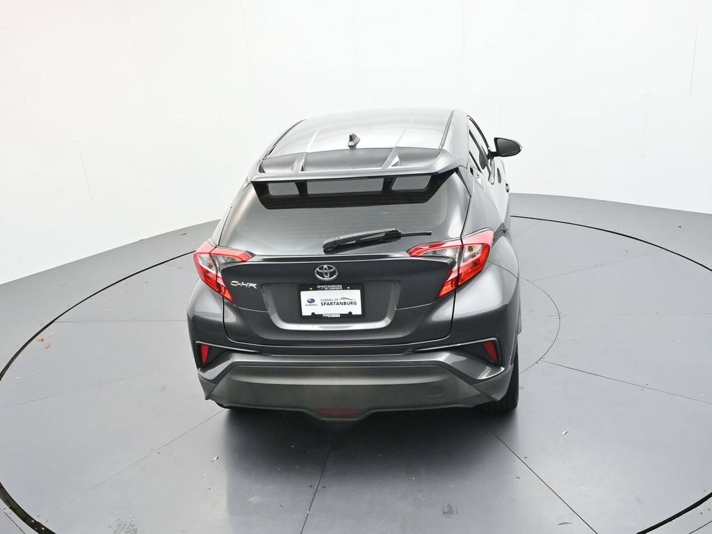 Used 2018 Toyota C-HR XLE FWD image 22
