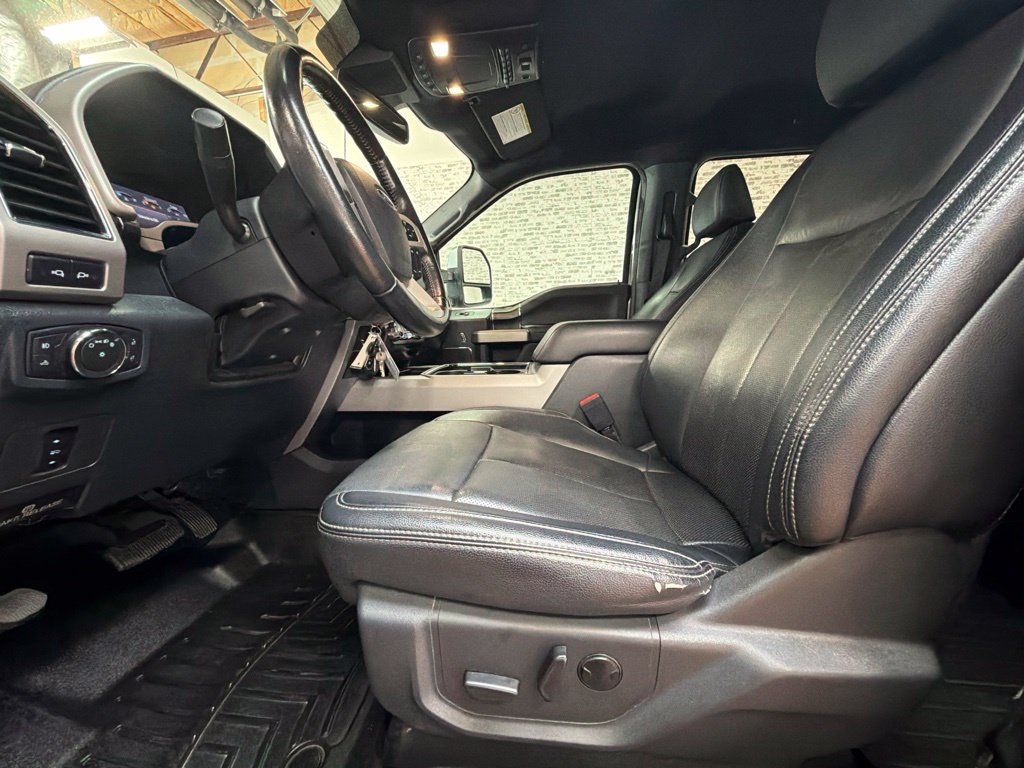 Used 2022 Ford F350 Lariat AWD/4WD image 23