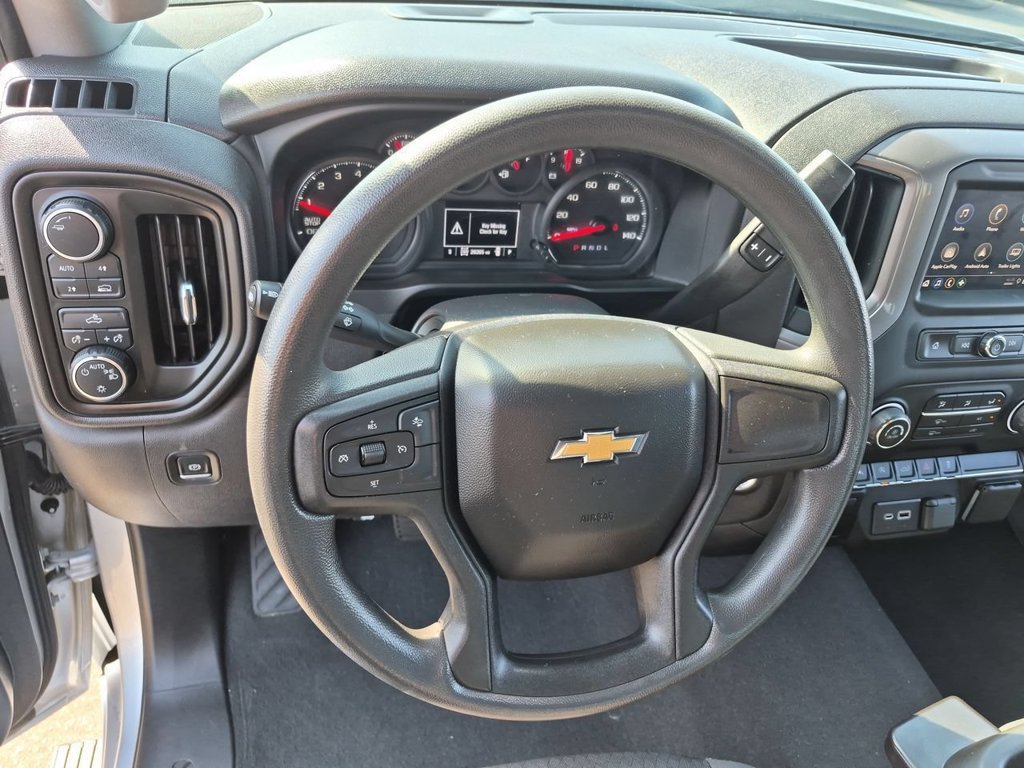 Used 2022 Chevrolet Silverado 1500 Custom AWD/4WD image 11