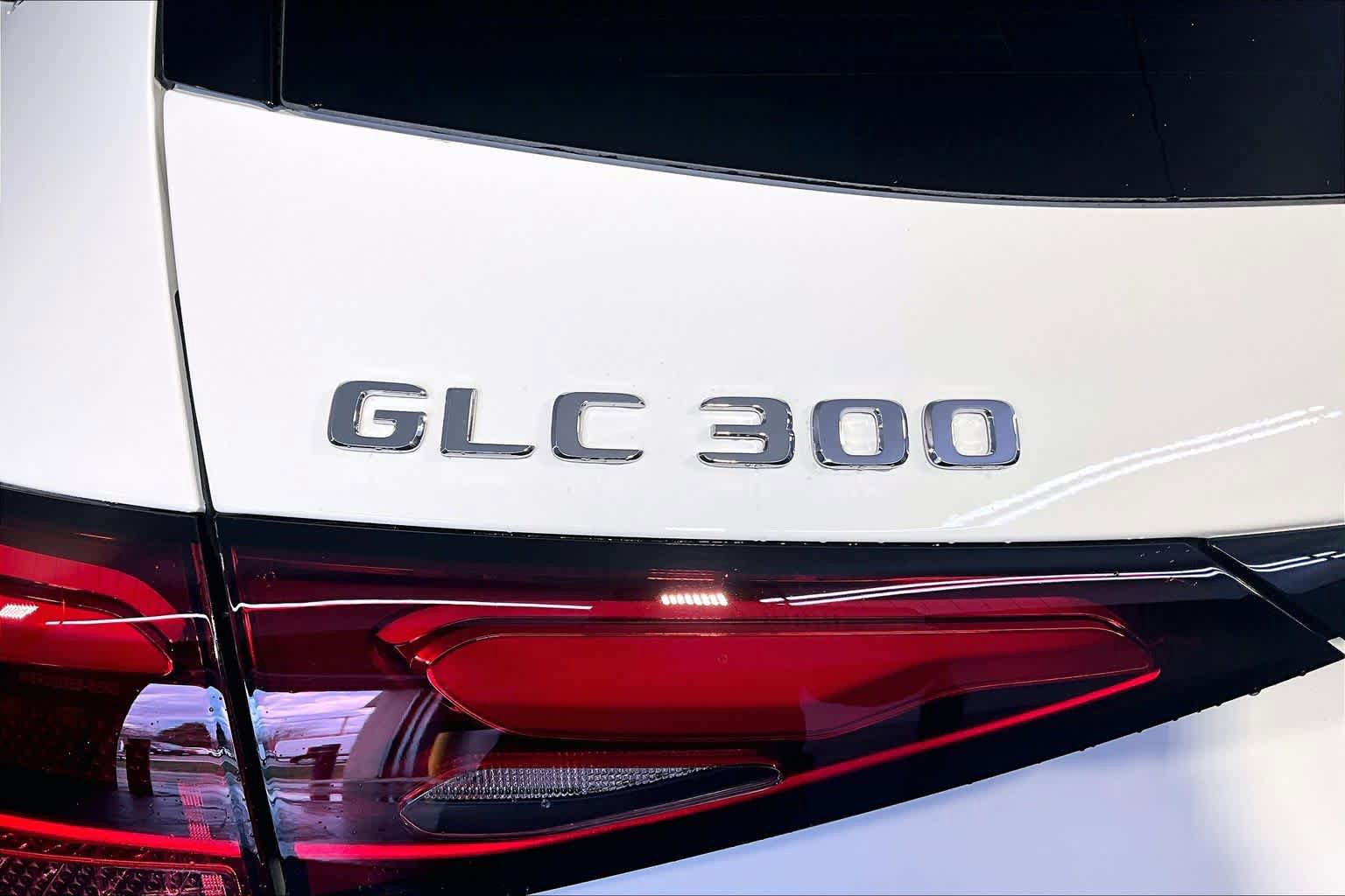 New 2026 Mercedes-Benz GLC 300 4MATIC image 6