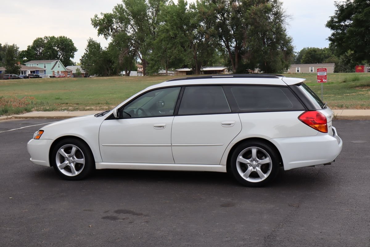 Used 2007 Subaru Legacy Wagon AWD/4WD image 8