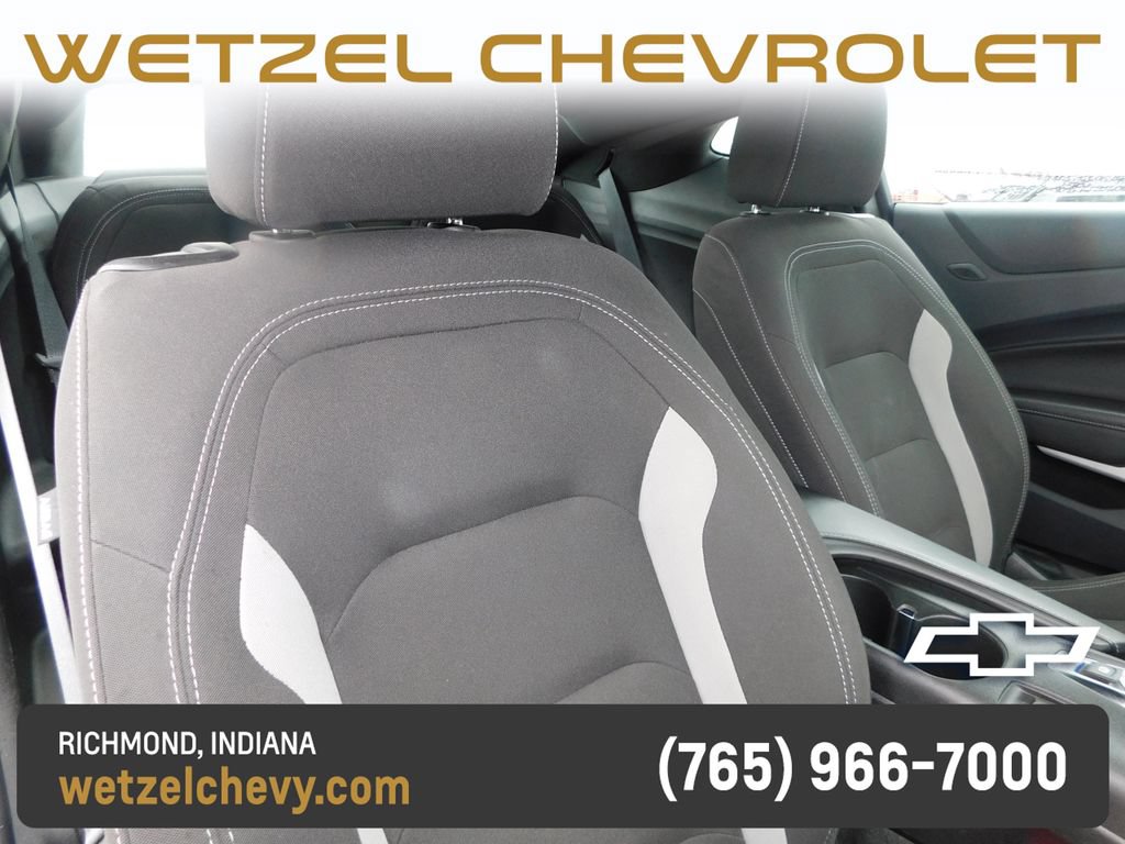 Used 2023 Chevrolet Camaro LT RWD image 18