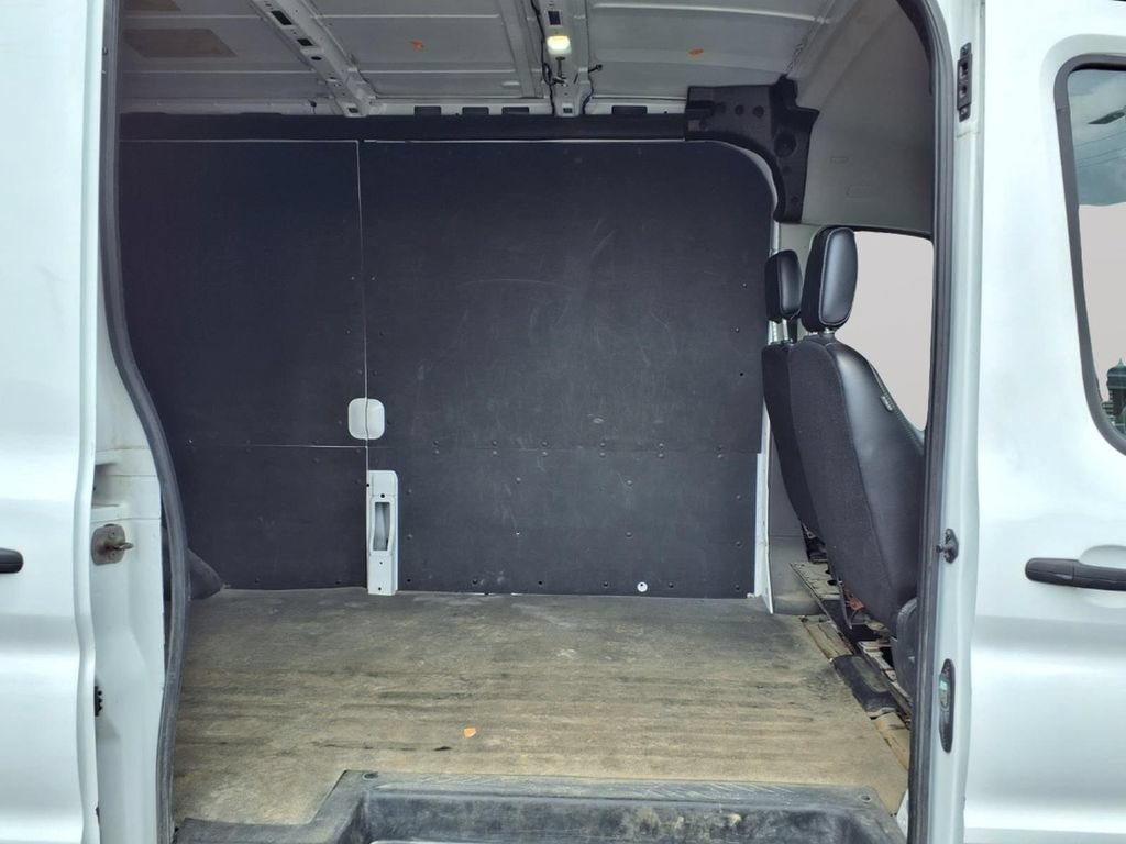 Used 2023 Ford Transit 250 Medium Roof AWD w/ Load Area Protection Package image 10