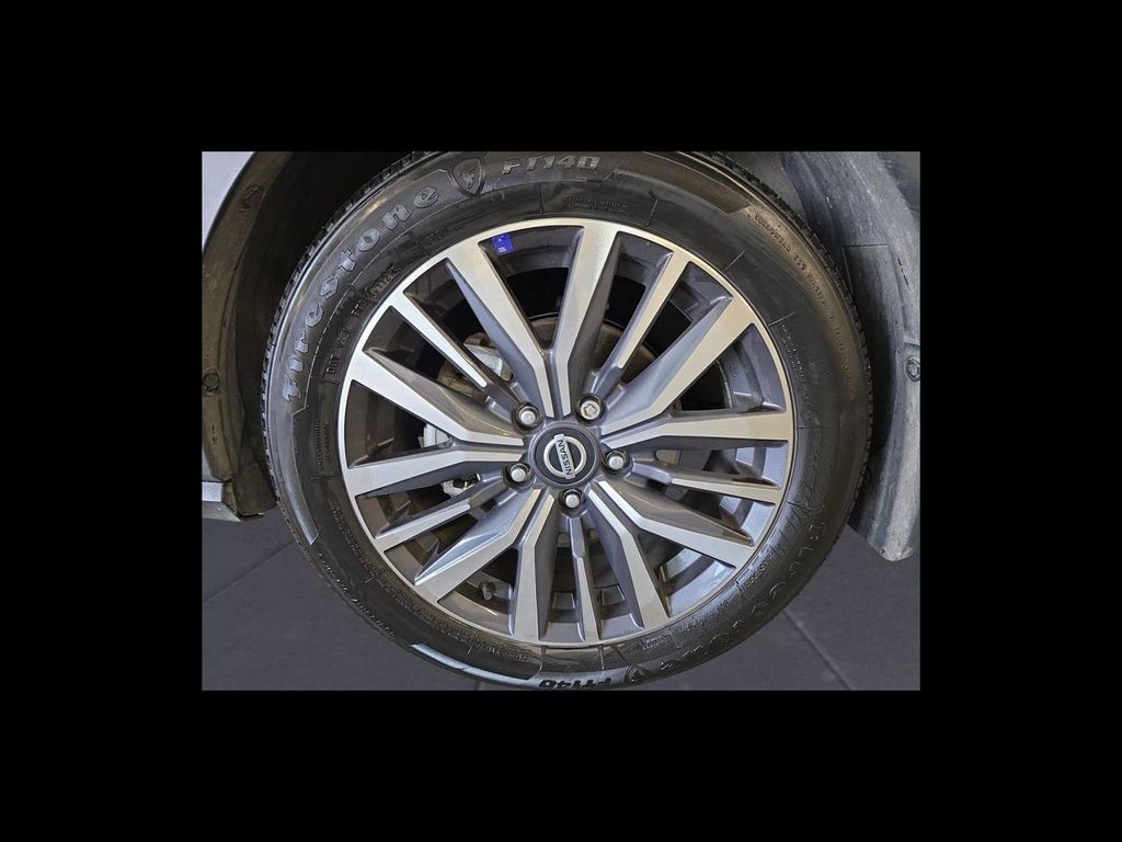 Used 2021 Nissan Kicks SV FWD image 10