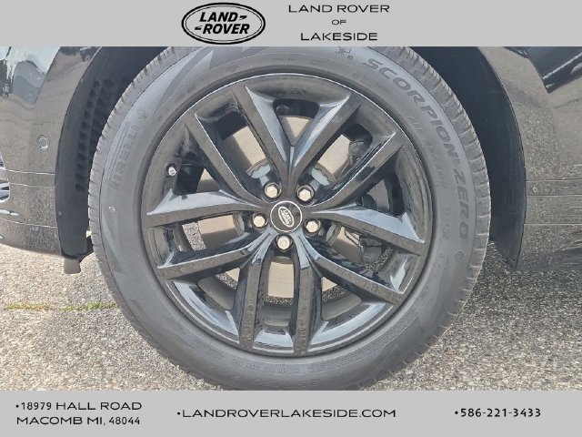 Used 2026 Land Rover Range Rover Velar Dynamic SE AWD/4WD image 21