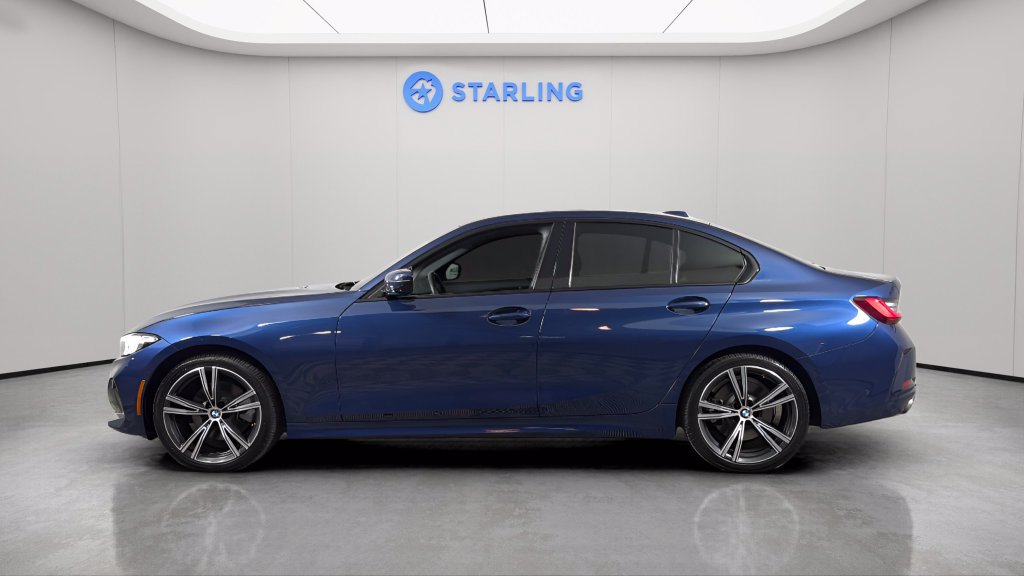 Used 2023 BMW 330i Sedan w/ Premium Package RWD image 3