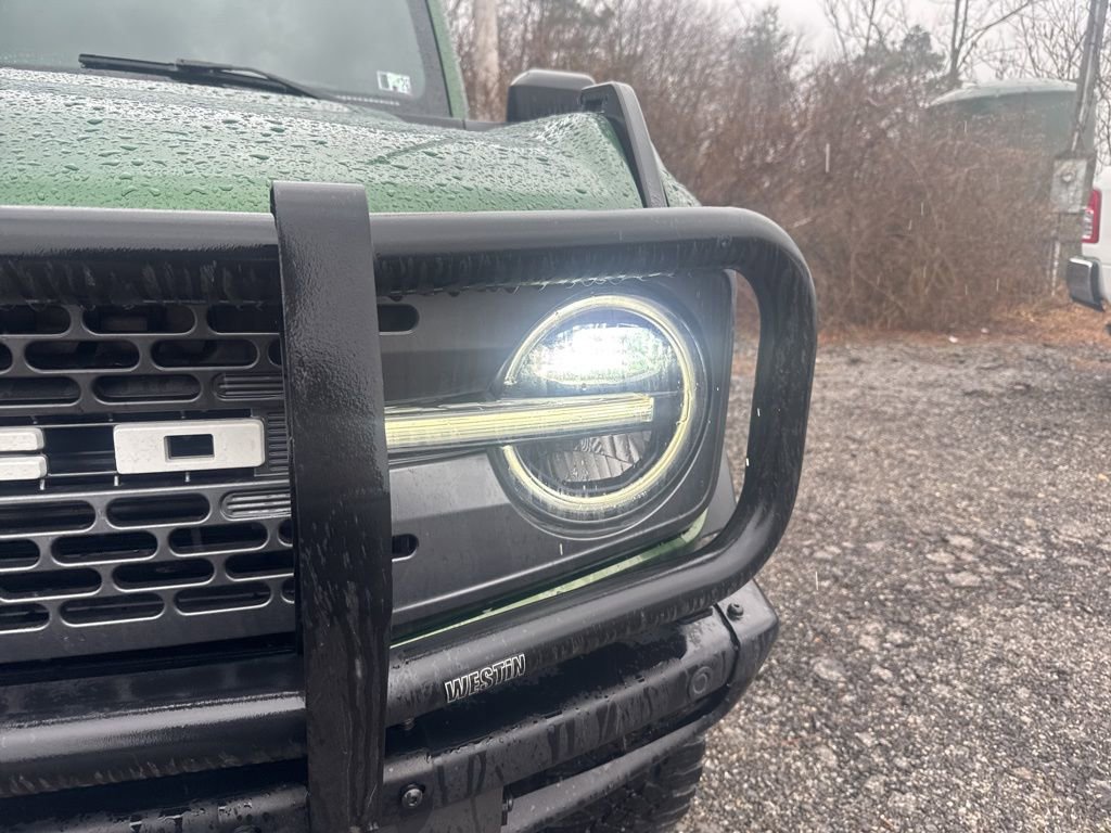 Used 2024 Ford Bronco Badlands image 3