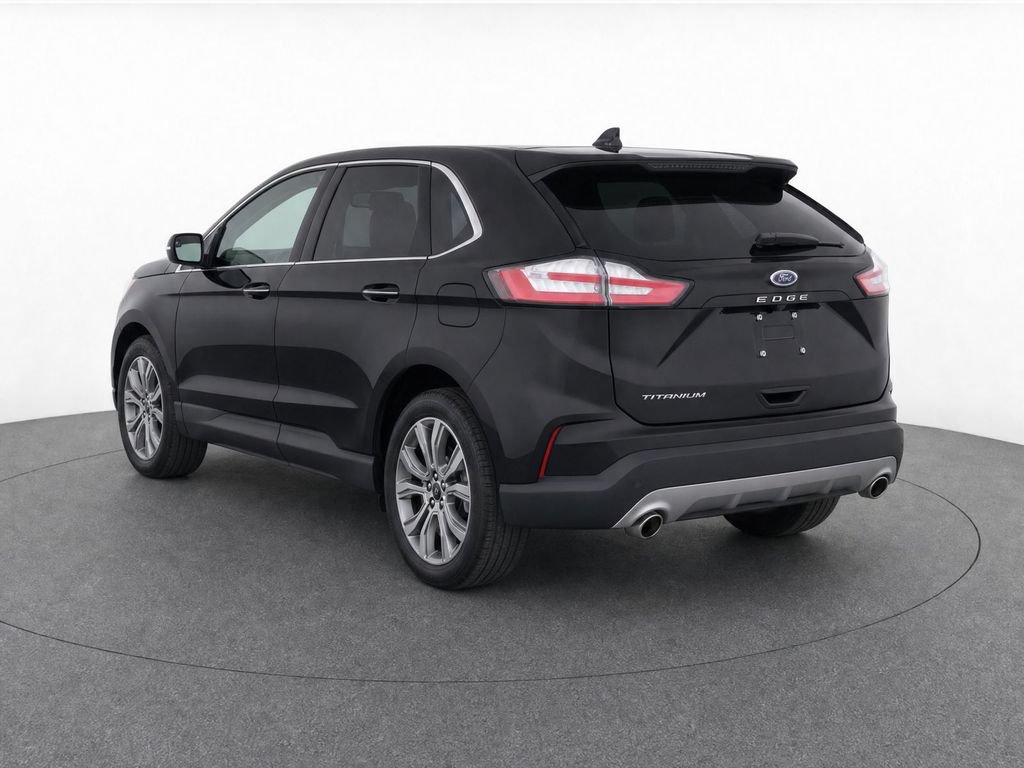 Used 2024 Ford Edge Titanium AWD/4WD image 3