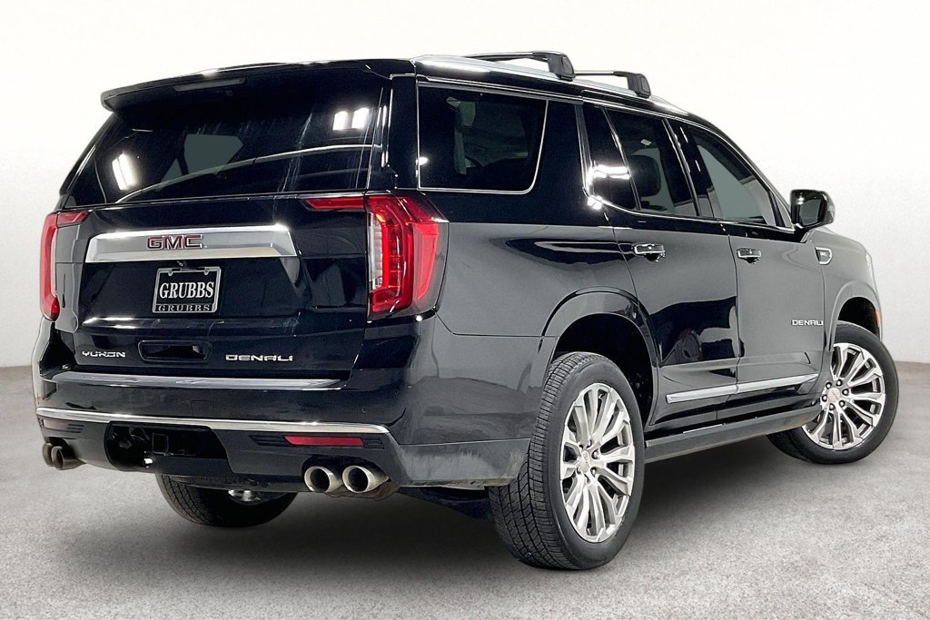 Used 2022 GMC Yukon Denali RWD image 2