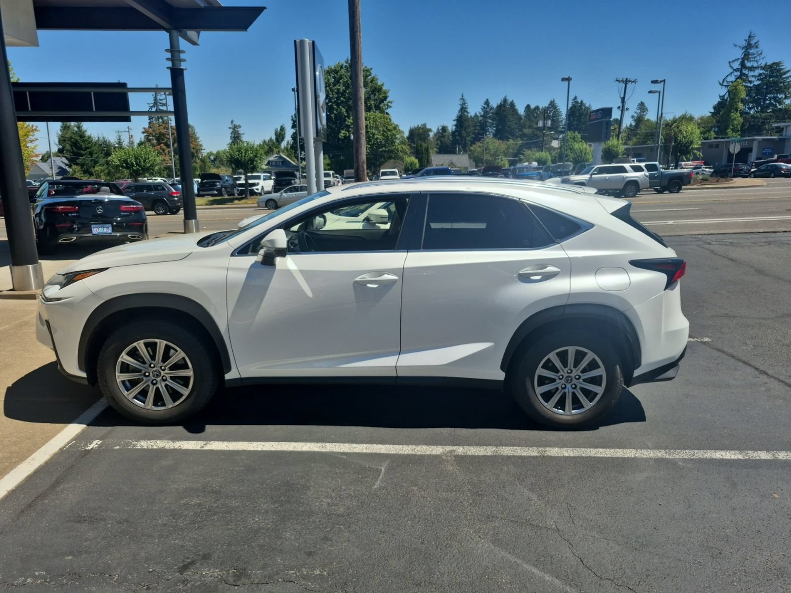 Used 2020 Lexus NX 300 AWD image 9