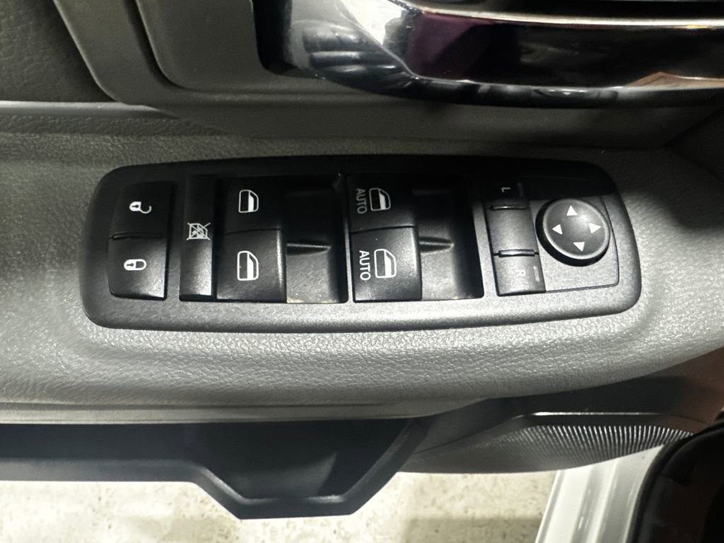 Used 2019 RAM 1500 Classic Warlock image 18
