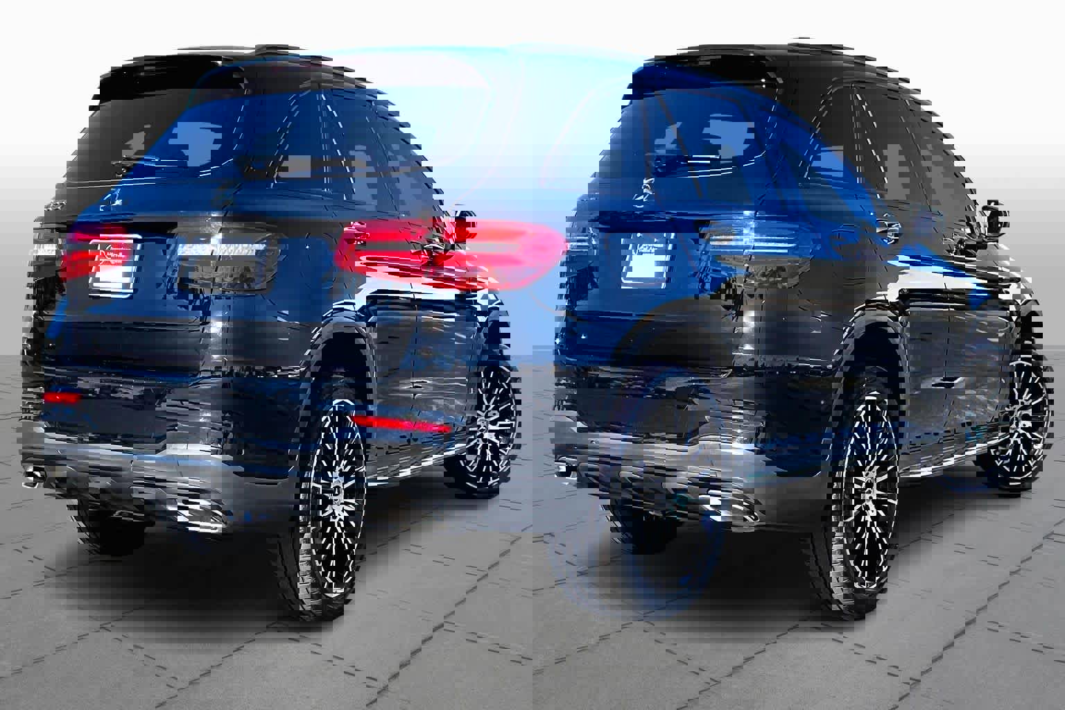 Used 2019 Mercedes-Benz GLC 300 image 12