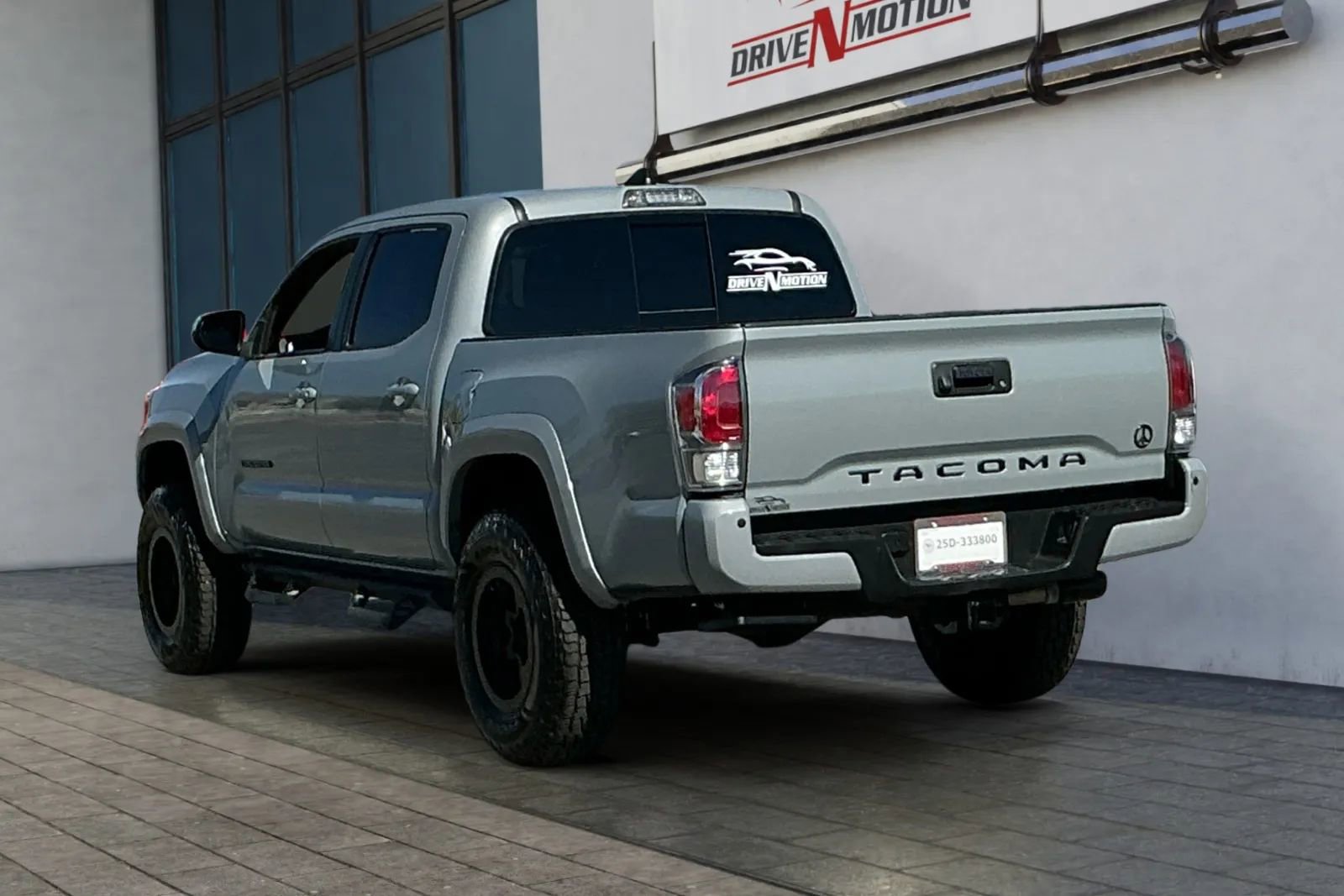 Used 2020 Toyota Tacoma TRD Sport image 6