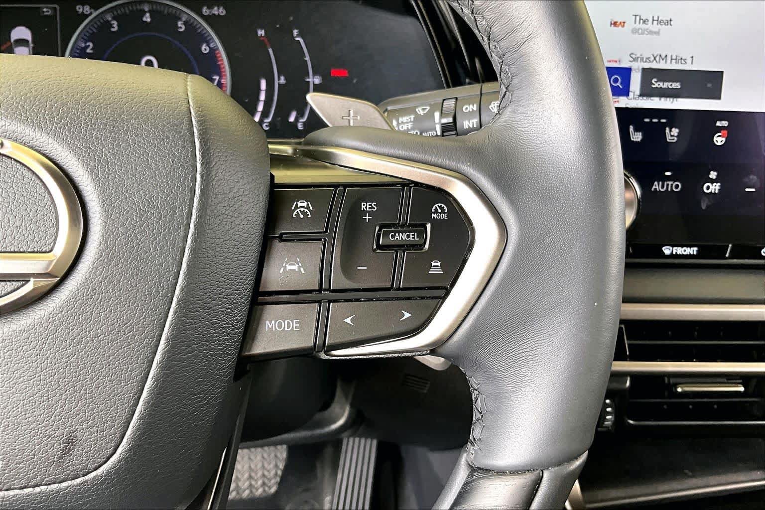 Used 2024 Lexus RX 350 Premium w/ Accessory Package (Z1) FWD image 22