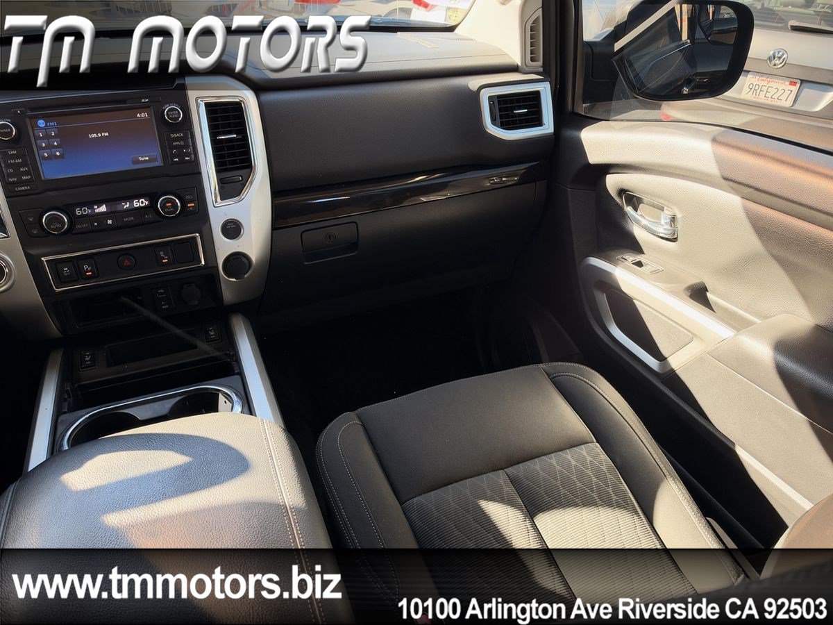Used 2017 Nissan Titan SV RWD image 12