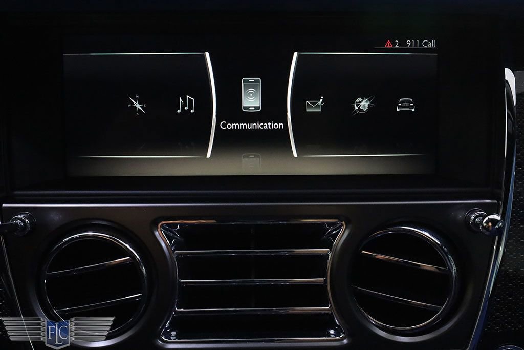 Used 2018 Rolls-Royce Dawn image 24