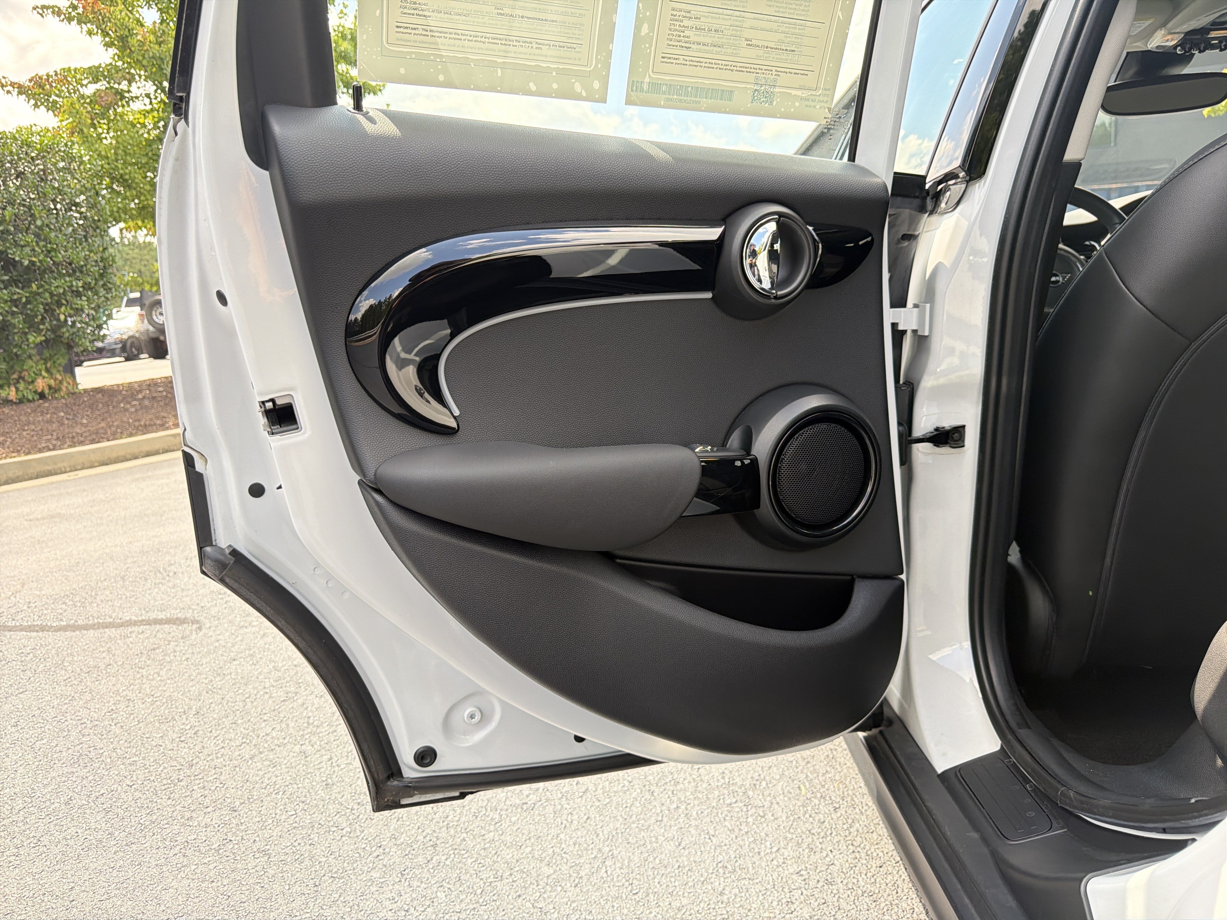 Used 2024 MINI Cooper 4-Door Hardtop FWD image 56