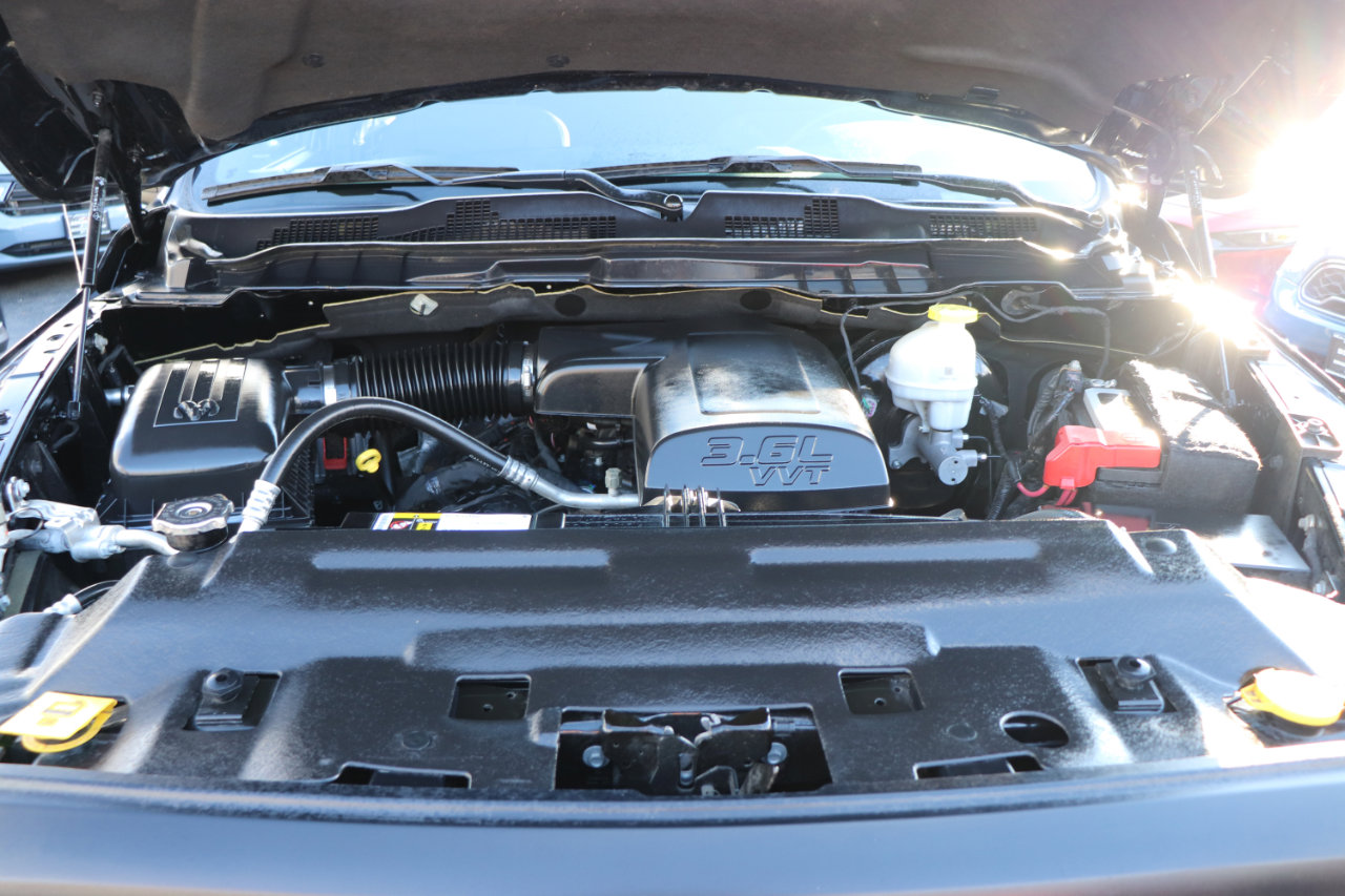 Used 2024 RAM 1500 Classic Warlock image 42