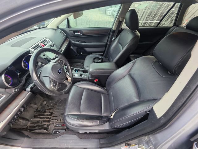 Used 2017 Subaru Outback 2.5i Limited image 12