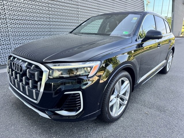 New 2025 Audi Q7 3.0T Premium Plus