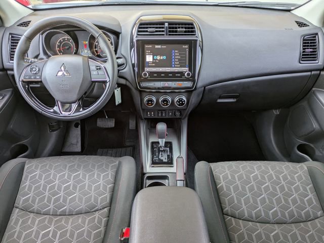 Used 2024 Mitsubishi Outlander Sport LE image 16
