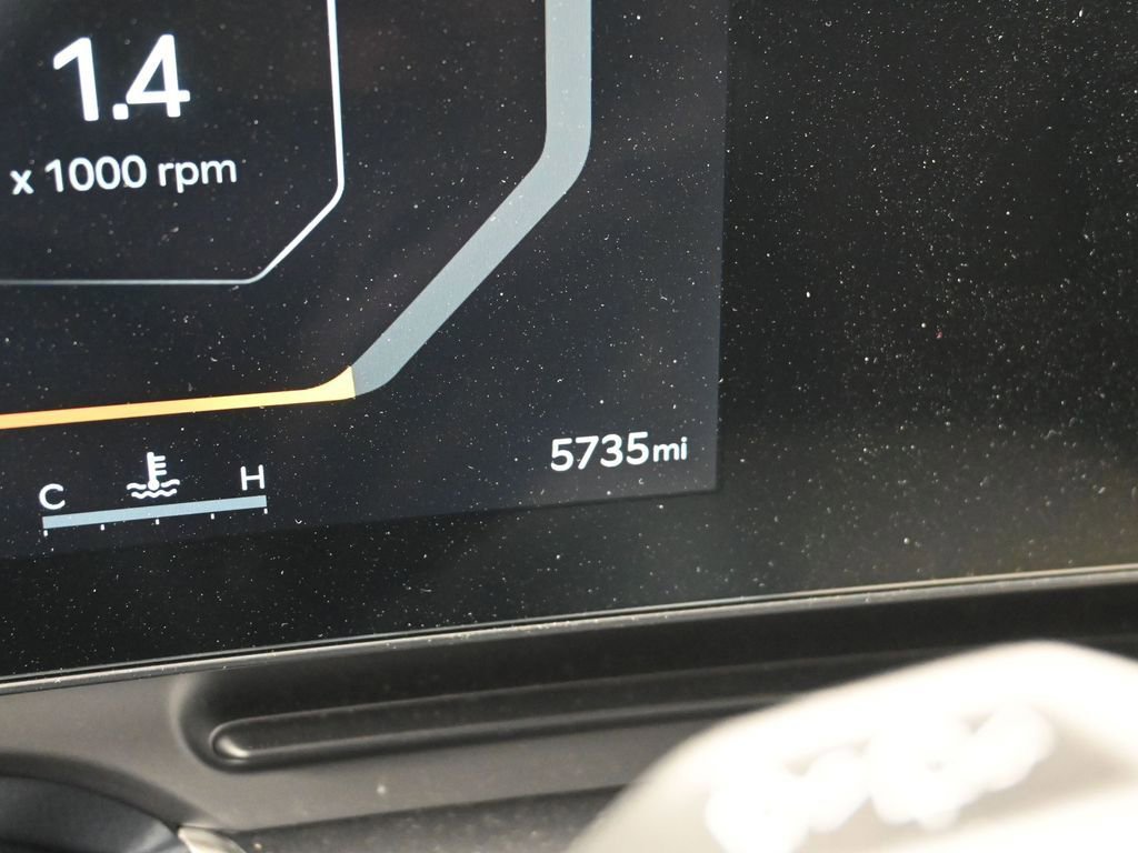 New 2025 Kia Carnival SX w/ SX Dark Edition Package image 16