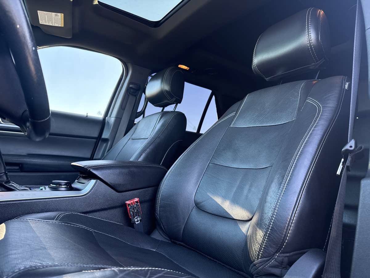 Used 2014 Ford Explorer Sport w/ Equipment Group 401A AWD/4WD image 8