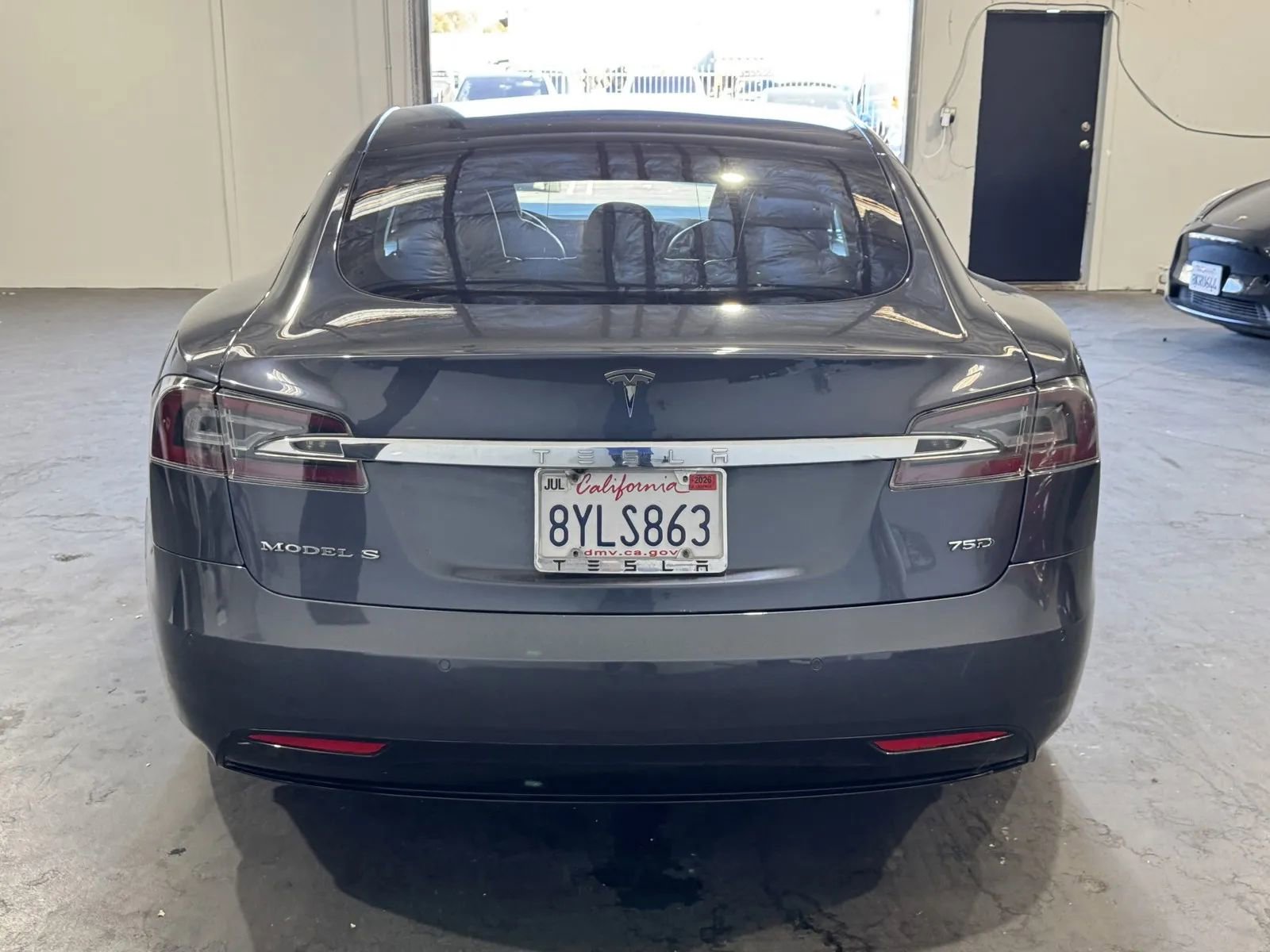 Used 2018 Tesla Model S 75D image 3