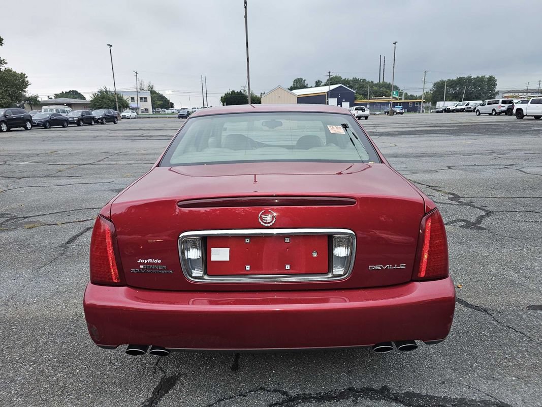 Used 2002 Cadillac De Ville w/ Comfort/Convenience Pkg FWD image 8