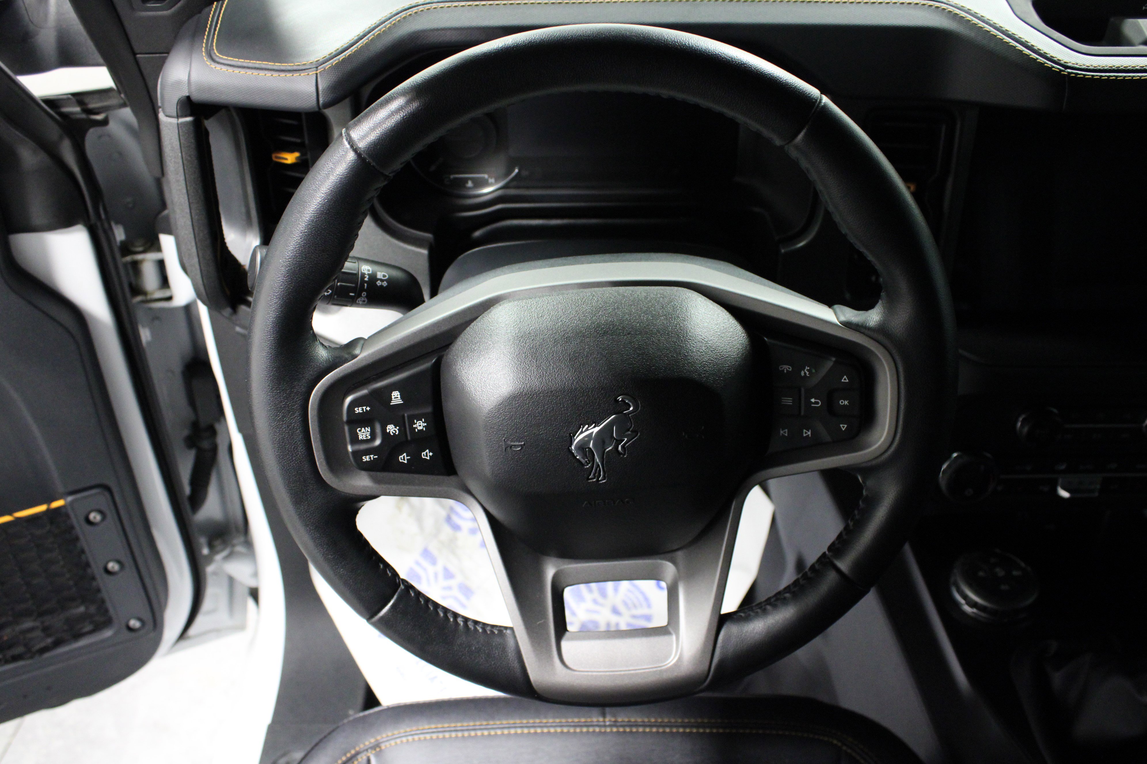 Used 2024 Ford Bronco Badlands image 17