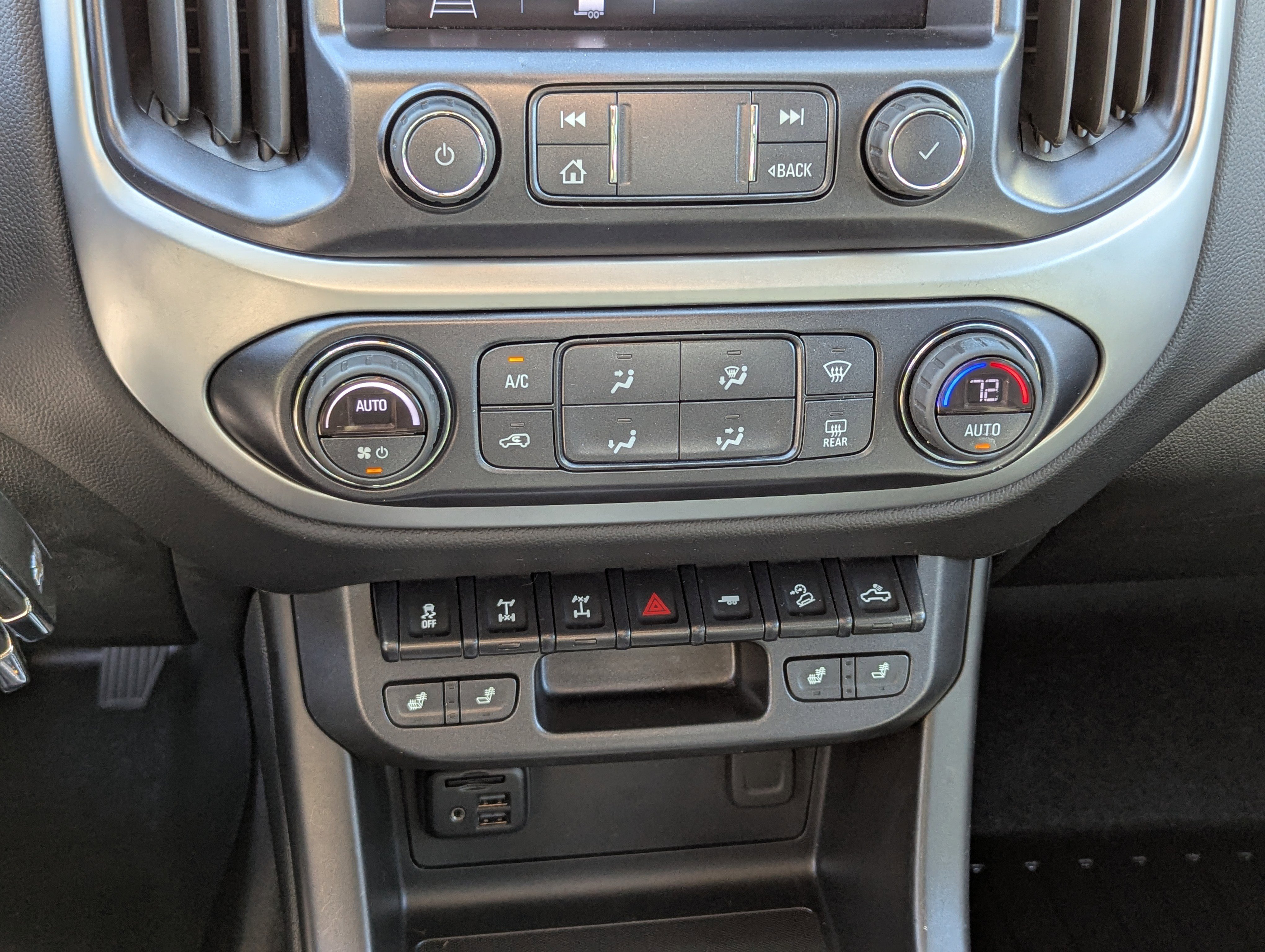 Used 2020 Chevrolet Colorado ZR2 image 21