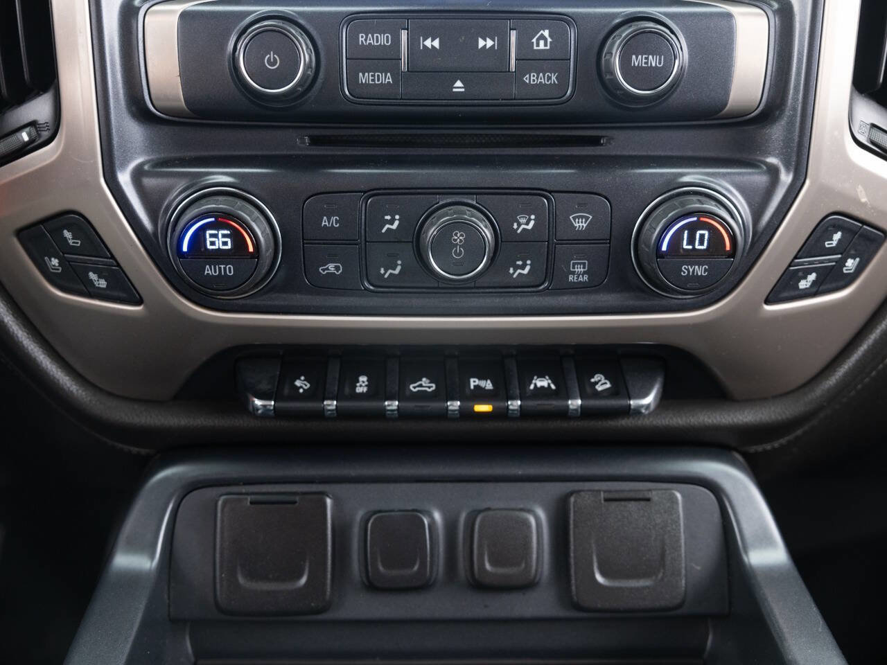 Used 2016 GMC Sierra 1500 Denali w/ Enhanced Driver Alert Package image 38