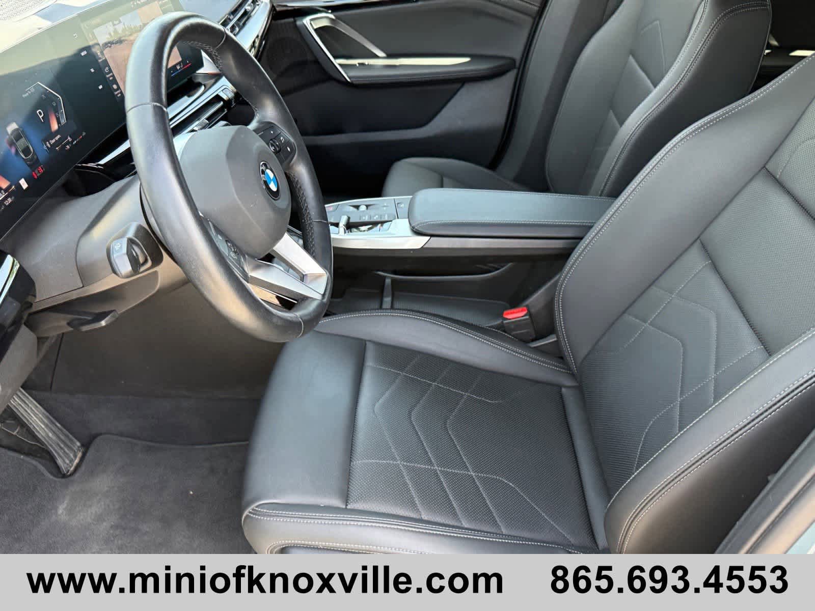 Used 2024 BMW X2 xDrive28i AWD/4WD image 12