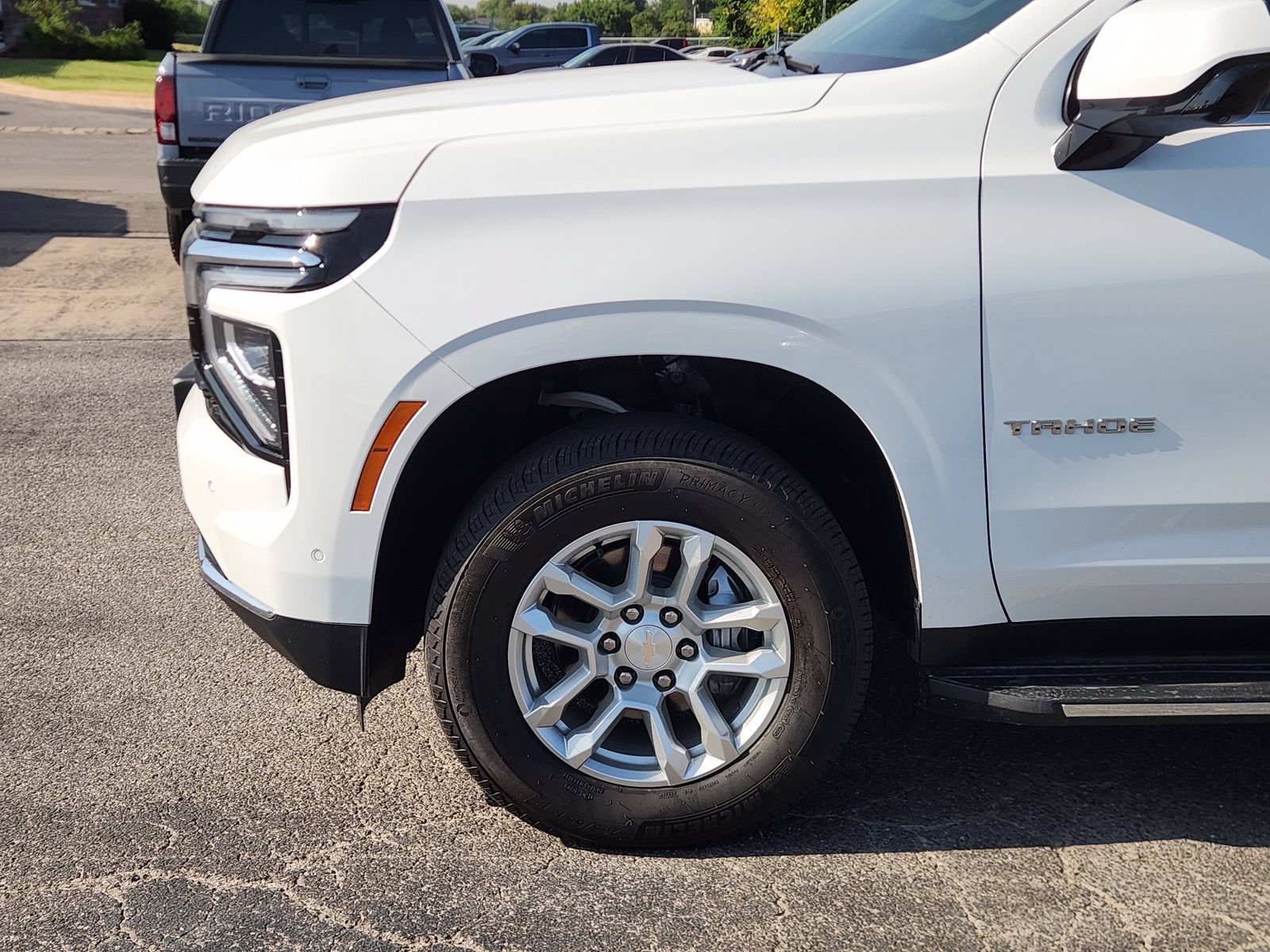 Used 2025 Chevrolet Tahoe LS RWD image 9