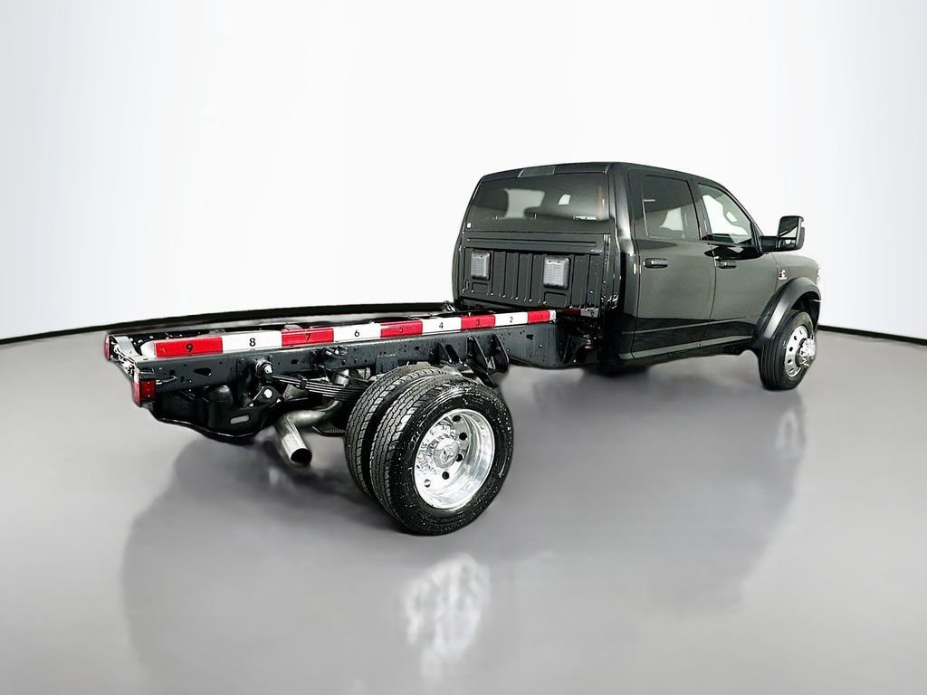 New 2026 RAM 5500 Tradesman w/ Chrome Appearance Group AWD/4WD image 7