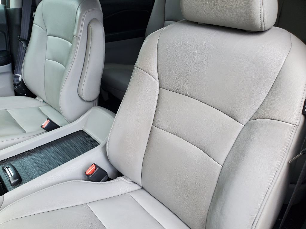 Used 2016 Honda Pilot Touring image 18