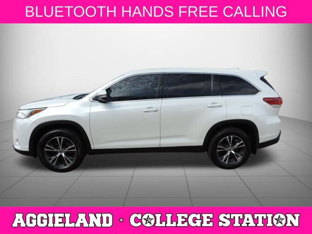 Used 2019 Toyota Highlander Plus FWD image 7